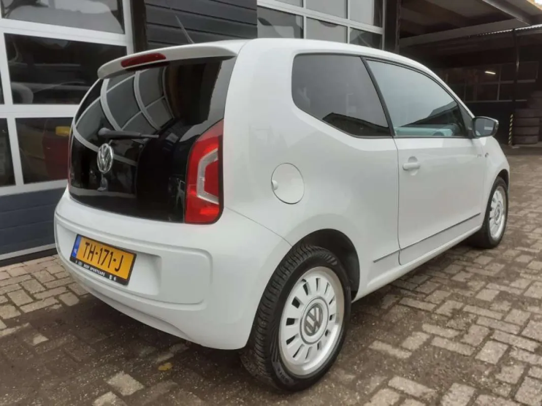 Volkswagen Up