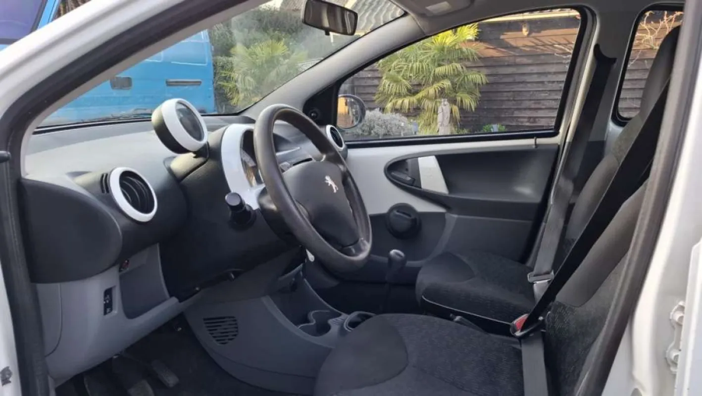 Peugeot 107