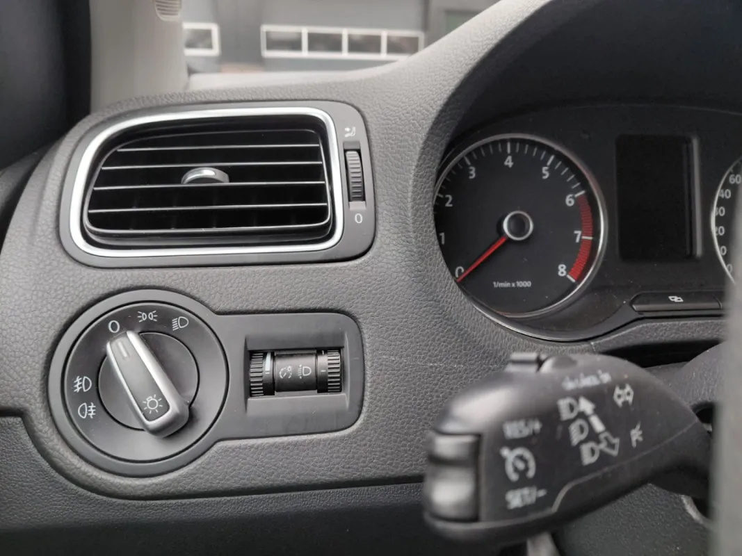 Volkswagen polo 1.2 TSI Bluemotion Comfortline