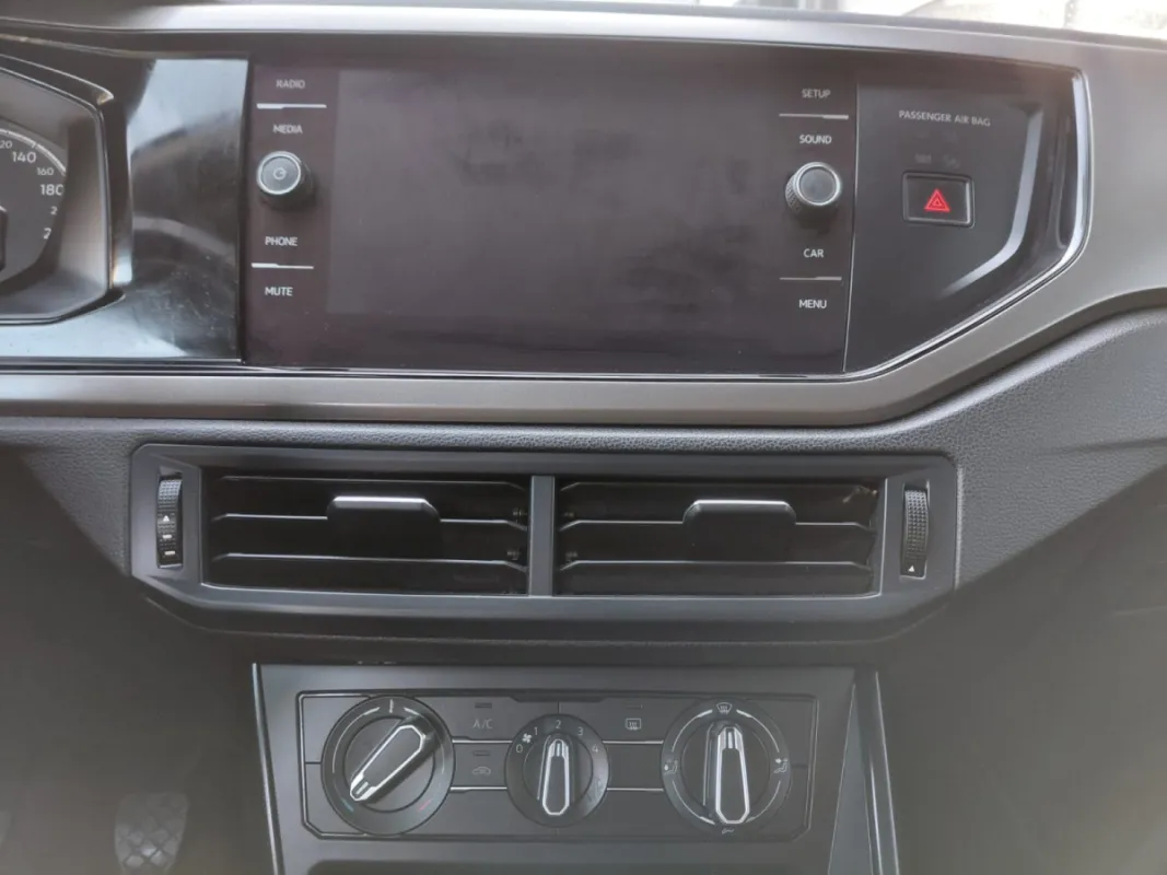 Volkswagen Polo 1.0 MPI Trendline