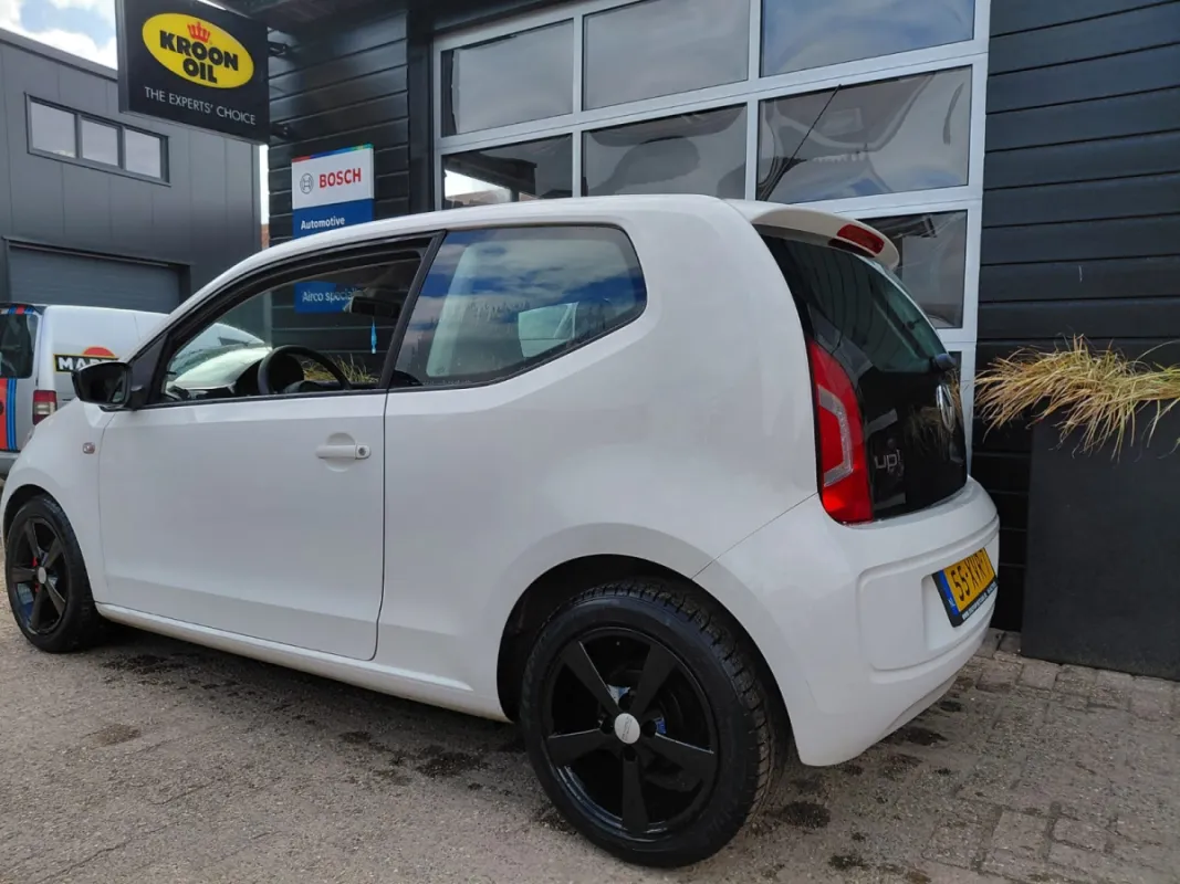 Volkswagen UP ! 1.0 move up Bluemotion