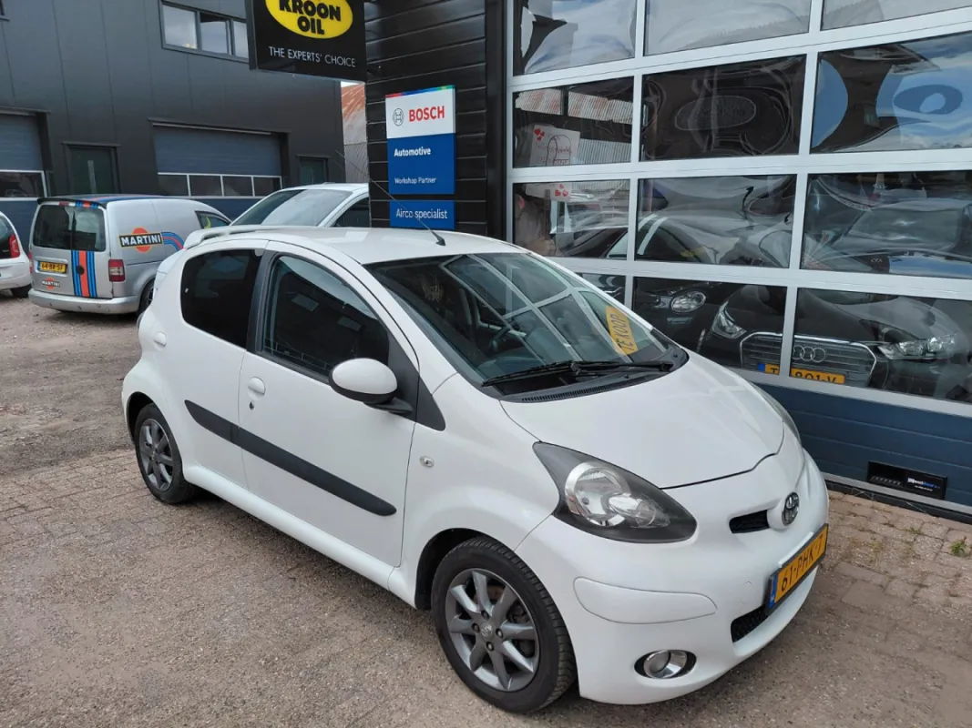 Toyota Aygo 1.0 12V Dynamic